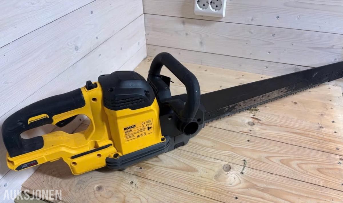 DeWalt 54V XR FlexVolt Alligatorsag